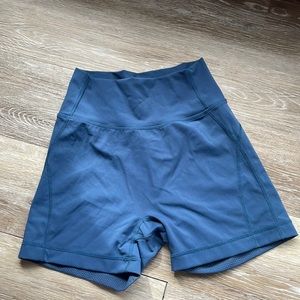 Buffbunny Spin Shorts